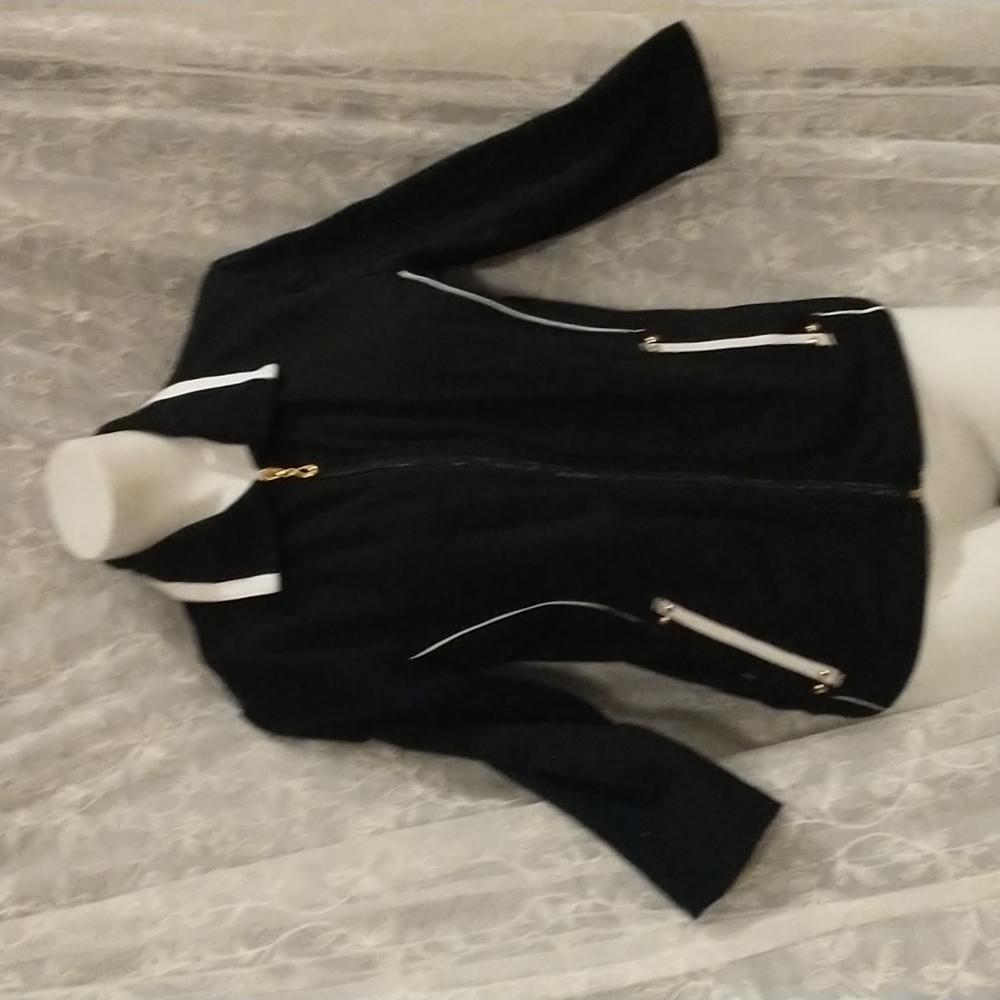 Black Lightweight Cotton/Spandex Front Zip Jacket